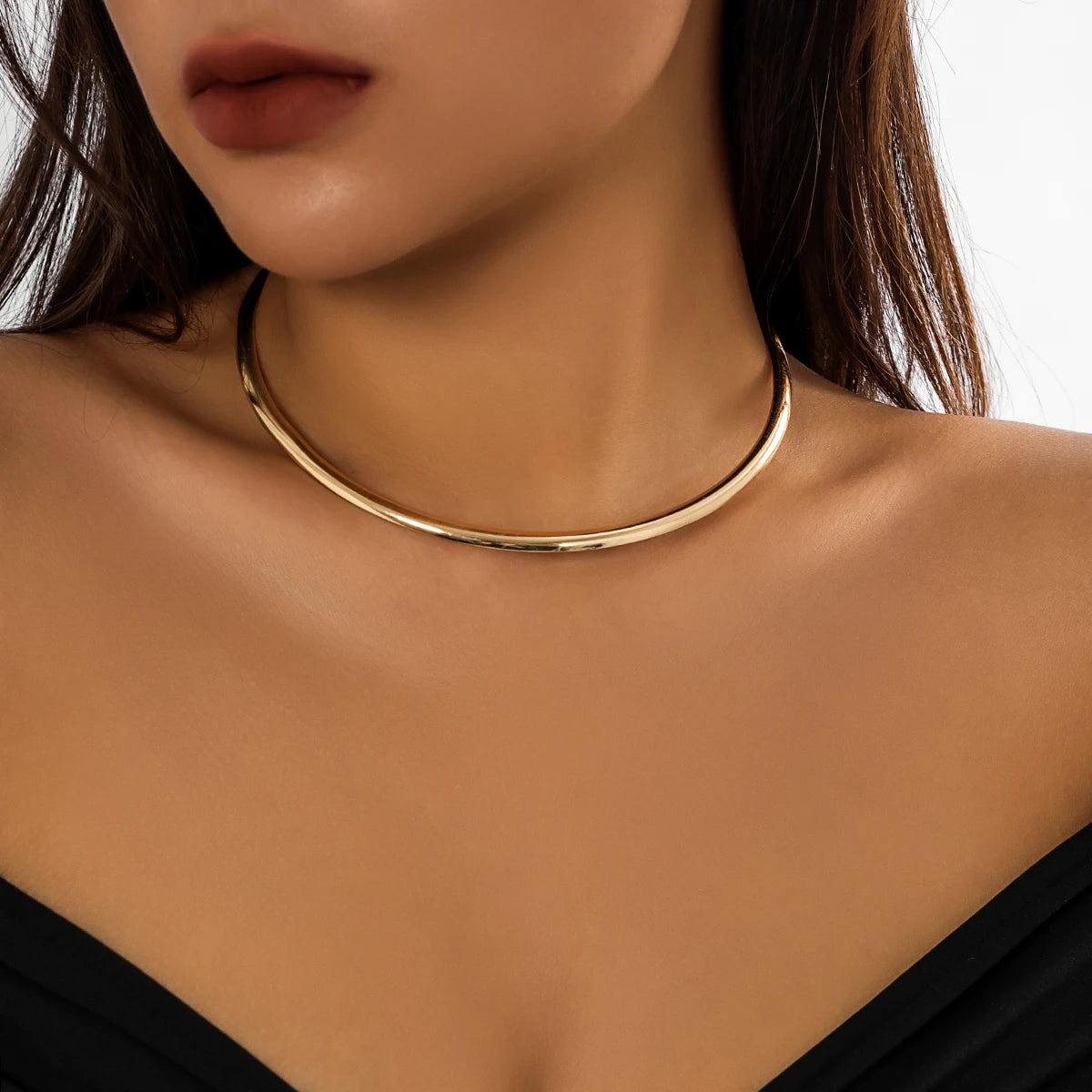 Collar Minimalista Rígido | LUNVIA