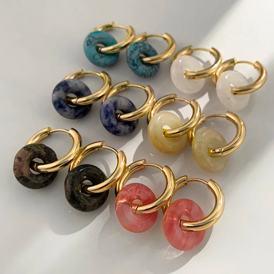 Aros Dorados con Piedra Natural | LUNVIA