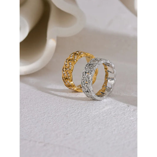 Anillo Hoja Elegante con Brillo | LUNVIA