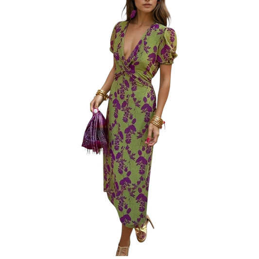 Elegante vestido con escote floral | LUNVIA