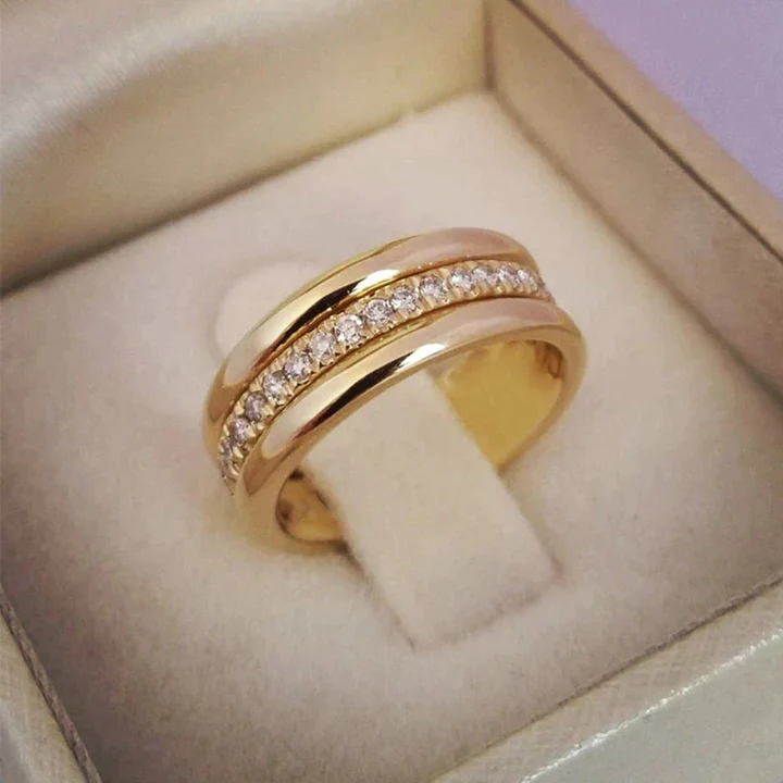 Anillo Vintage con Zircón Engastado | LUNVIA